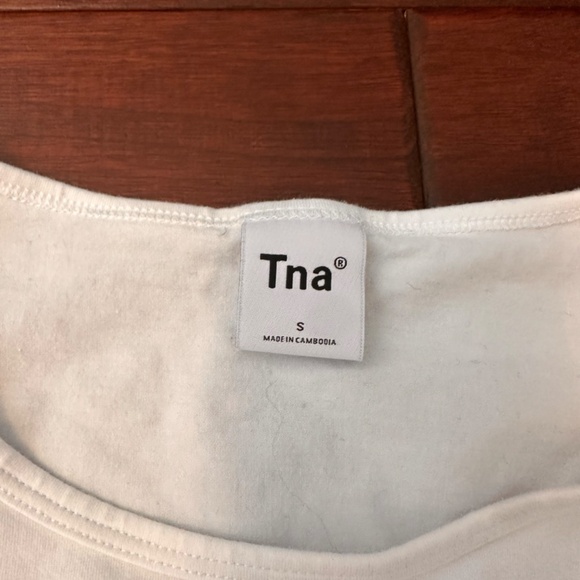 TNA t-shirt - Picture 2 of 2